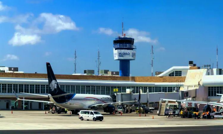 De internationale luchthaven van Cancun