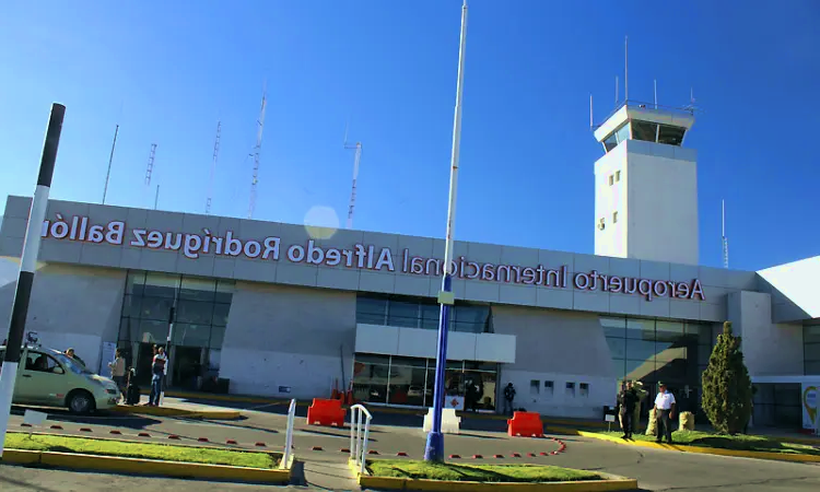 Internationale luchthaven Alejandro Velasco Astete