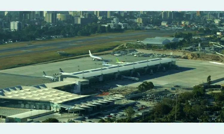 Internationale luchthaven La Aurora