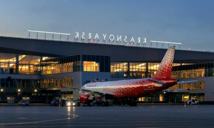 Internationale luchthaven Jemeljanovo