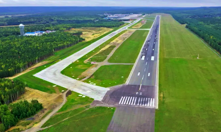 Internationale luchthaven Jemeljanovo