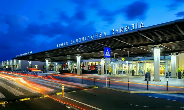 Internationale luchthaven van Paphos