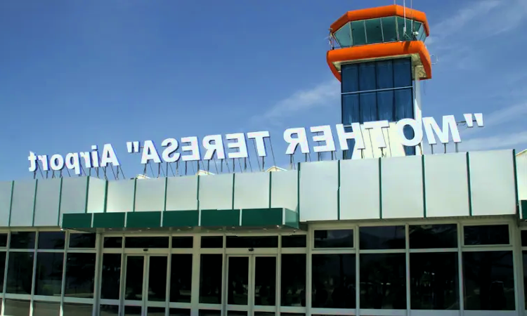 Internationale luchthaven van Tirana