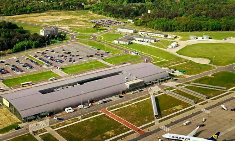 Warschau-Modlin Luchthaven Mazovië